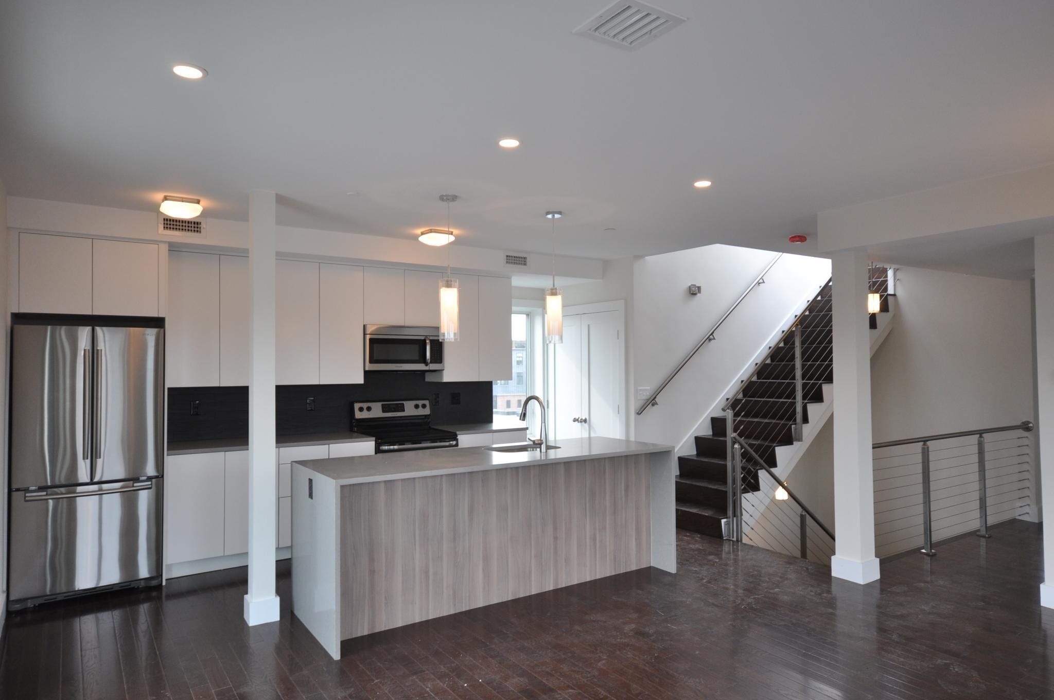 Building Photo - 661 Massachusetts Ave