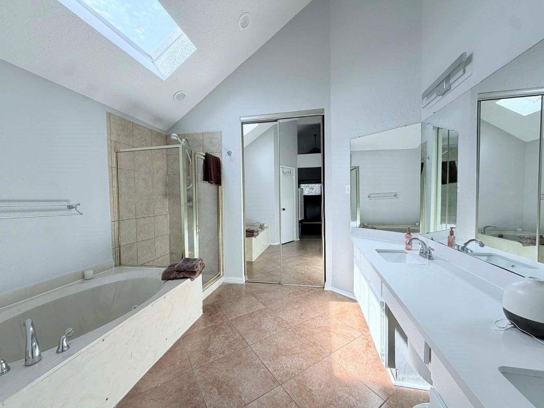 Building Photo - 7015 Puerta Vista Ln