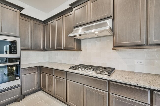 Building Photo - 7216 Stillmeadow Grv Dr