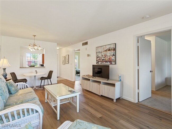 Building Photo - 6300 South Pointe Blvd