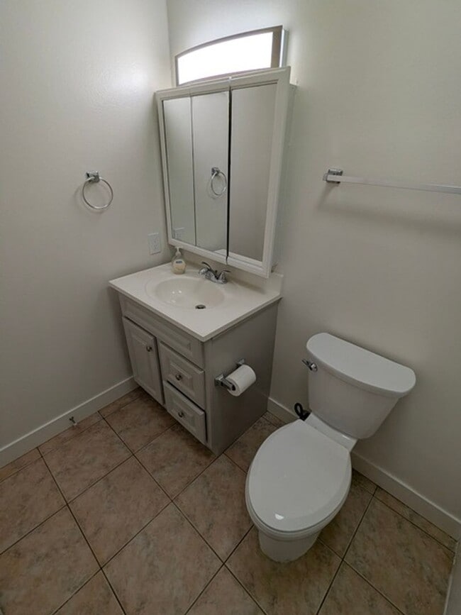 Building Photo - 3 BR / 2 BA Single Story Home in Serra Mesa