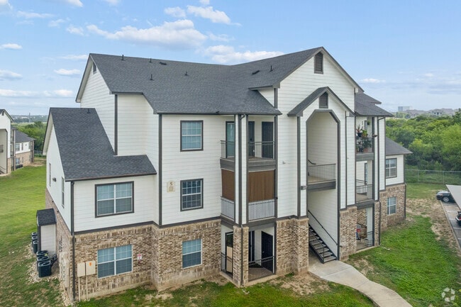Building Photo - Eagle Ridge Apartments