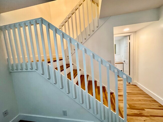 Building Photo - 106 Linda Ln