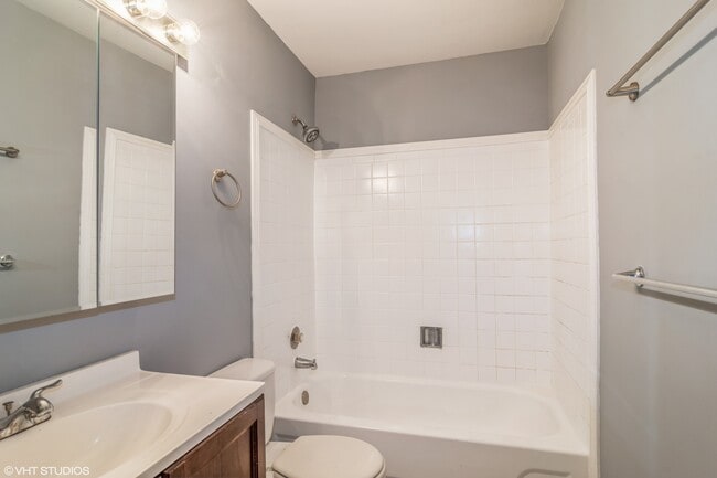 Building Photo - 101 Springhill Dr