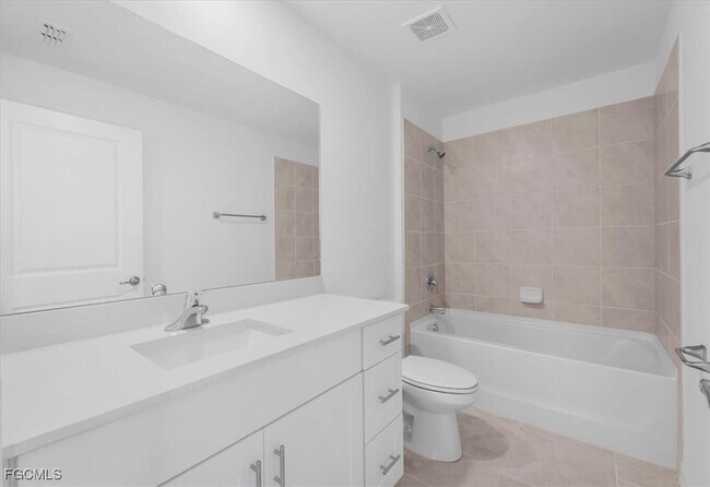 Building Photo - 2224 NW 23rd Terrace
