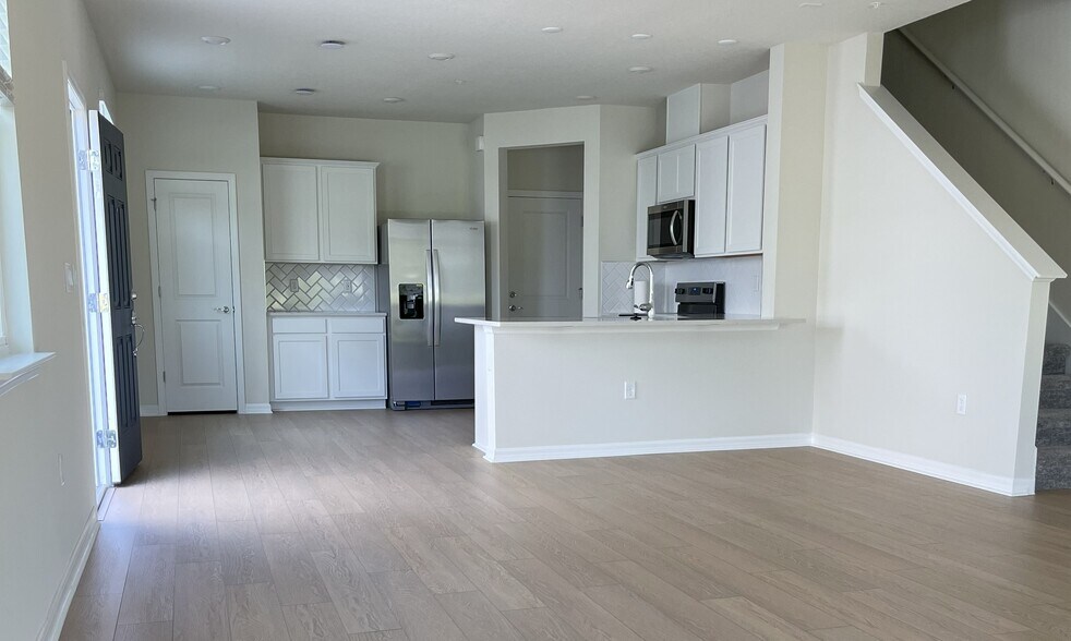 Building Photo - 3156 Emerald Acres Ln