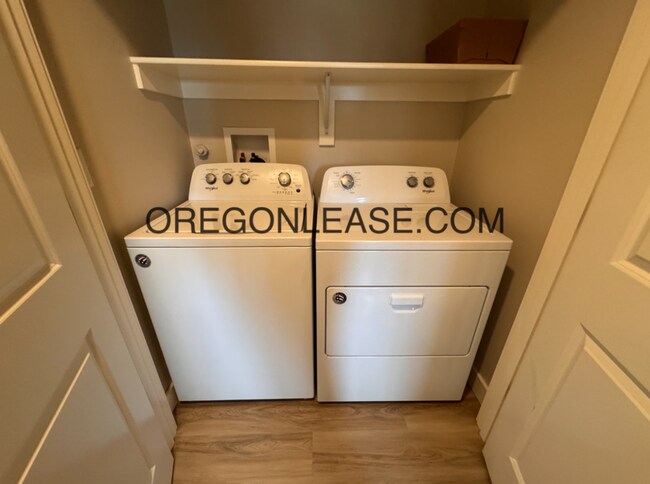 Building Photo - 1100 Q St