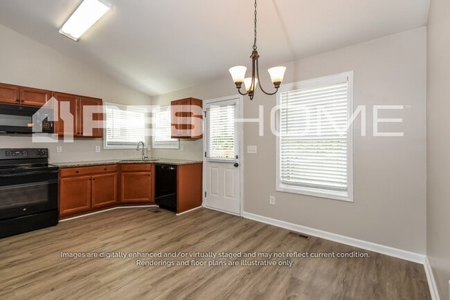 Building Photo - 21 Oakbrook Dr