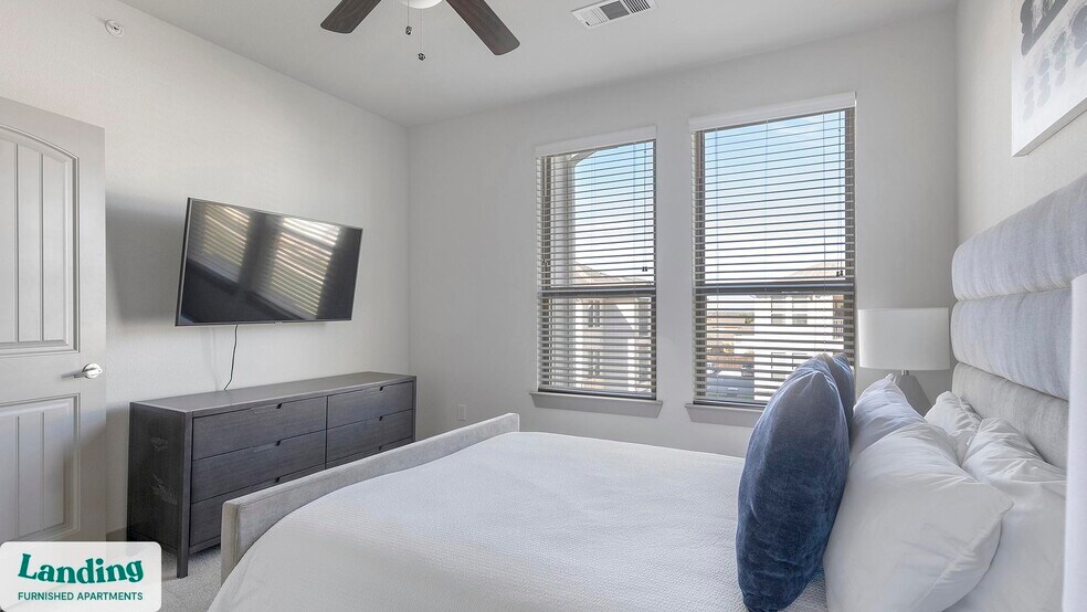 Building Photo - 12500 Shadowglen Trce