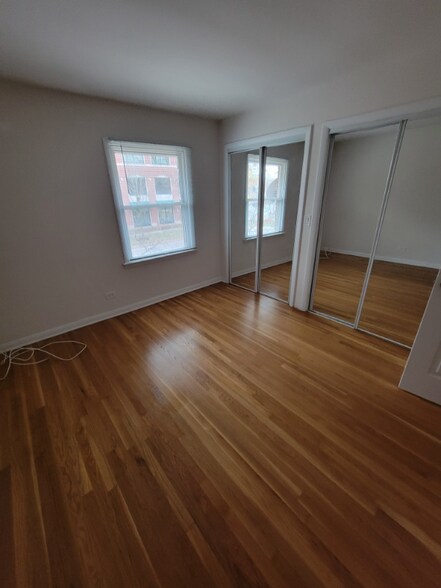 Building Photo - 204 W Colfax St