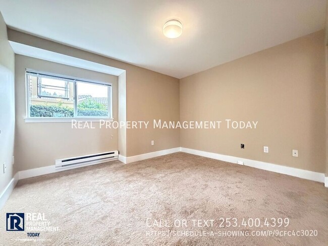 Building Photo - 3008 N Narrows Dr