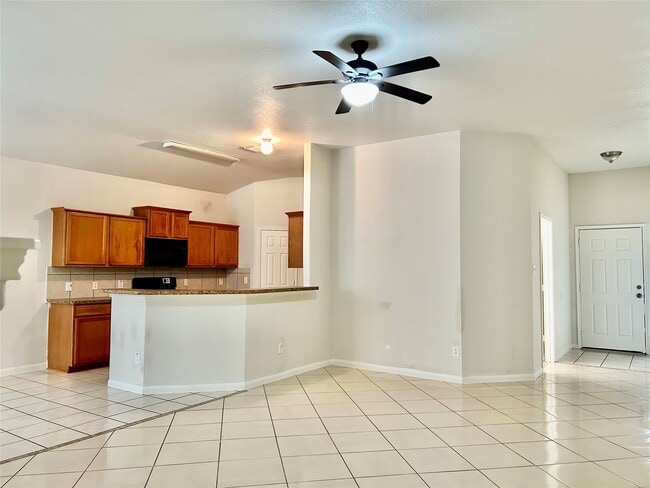 Building Photo - 1918 Riane Ln