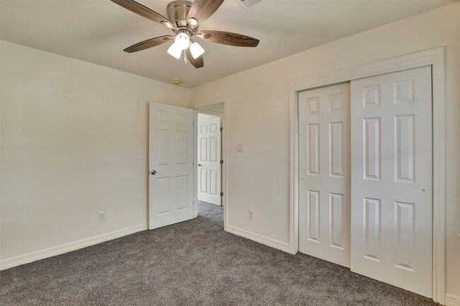 Building Photo - 1307 Belshire Rd
