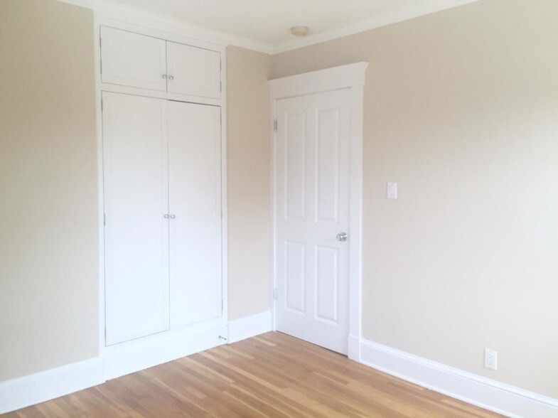 Building Photo - 3825 1/2 Sawtelle Blvd