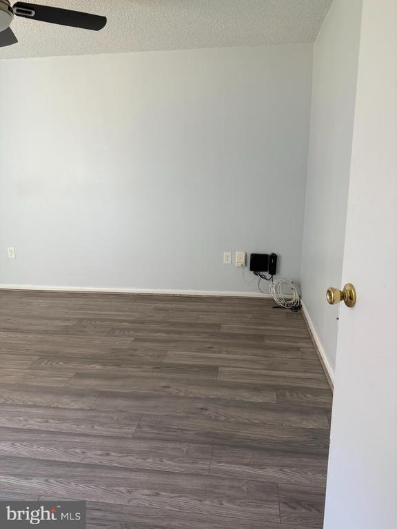 Building Photo - 1819 Ravens Crest Dr