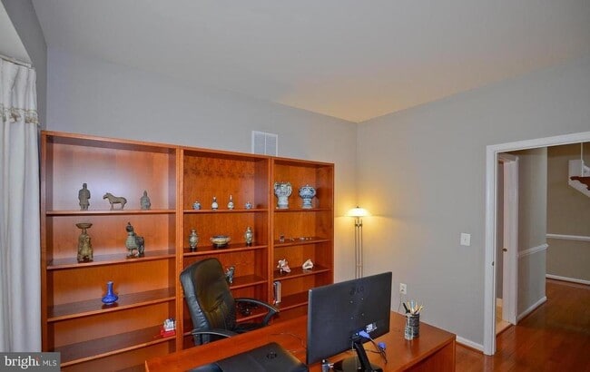 Building Photo - 2821 Thistleberry Ct