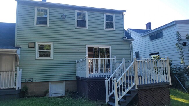 Building Photo - Single Family Home for Rent in Auburn