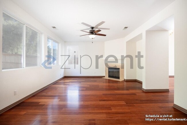 Building Photo - 740 Kirkwall Dr