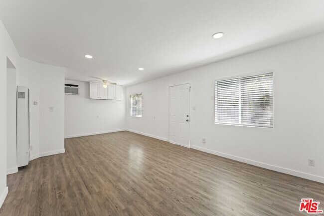 Building Photo - 20841 Community St