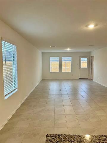 Building Photo - 122 Wheatgrass Ln