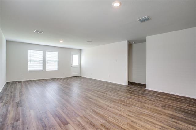 Building Photo - 1809 River Xing Dr