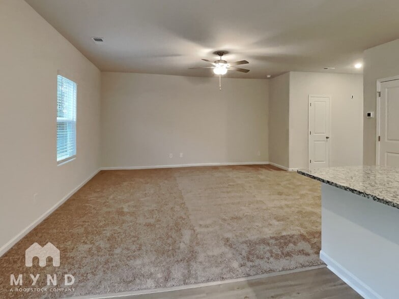 Building Photo - 108 Taverners Ln