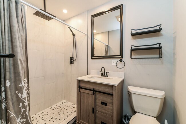 Building Photo - 27673 Los Amigos Ln