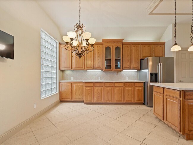 Building Photo - 4699 San Marcos Way