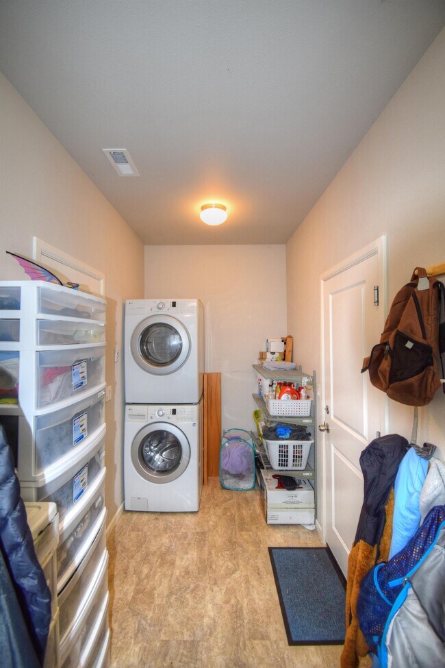 Building Photo - 10620 101st St Ct SW