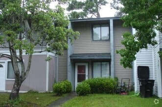 Building Photo - 3119 Debra Blvd