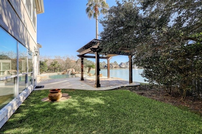 Building Photo - 2019 Bendstone Cir
