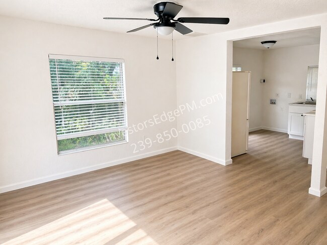 Building Photo - Beautifully Renovated 2BR w/ Loft & Private Deck
