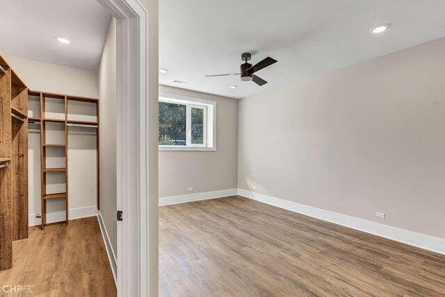 Building Photo - 4846 S St Lawrence Ave