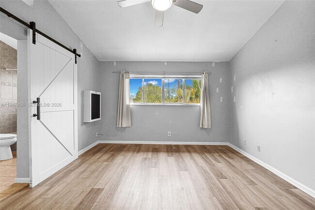 Building Photo - 2149 Discovery Cir W