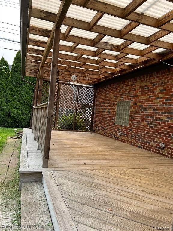 Building Photo - 13630 Balfour Ave