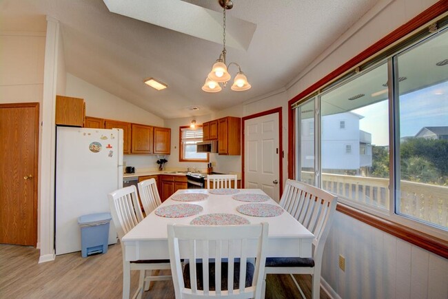 Building Photo - Topsail Island Furnished 2 Bedroom on the ...