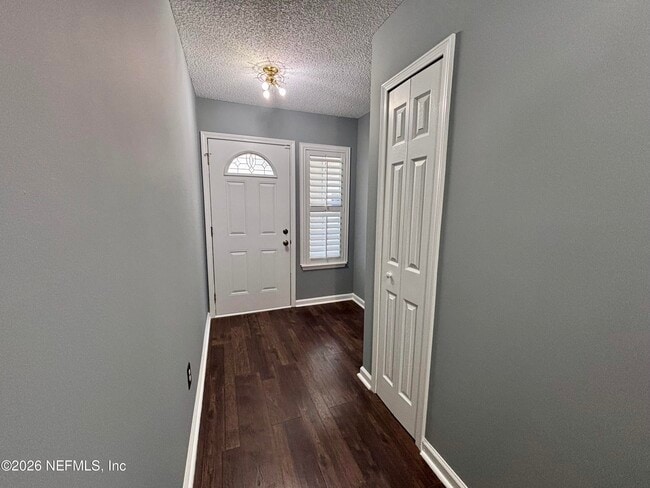 Building Photo - 7866 Aquarius Cir S