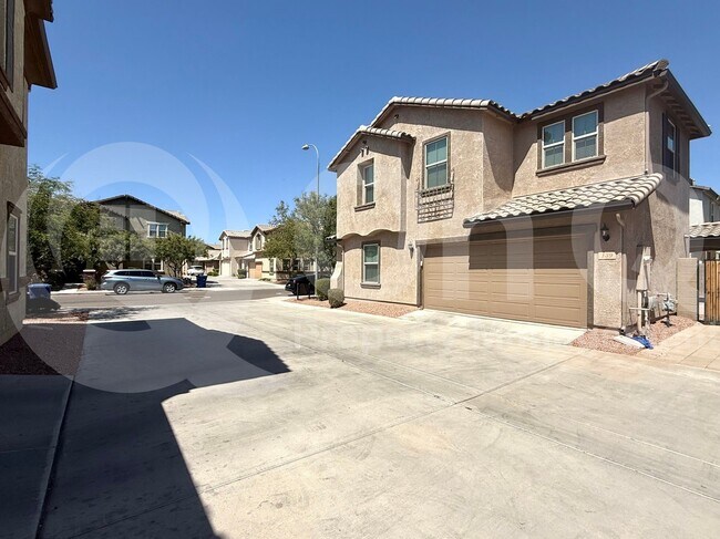 Building Photo - 139 E Bluejay Dr