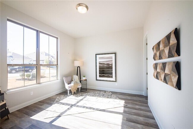 Building Photo - 1329 Deering Creek Dr
