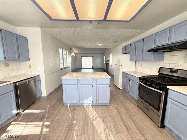 Building Photo - 5876 Filmore Ave