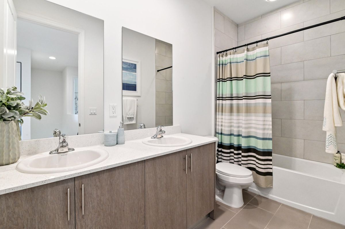 Building Photo - 6365 Tenor Dr