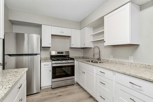 Building Photo - 4916 Worth St