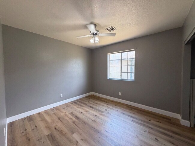 Building Photo - 116 Fritts Way