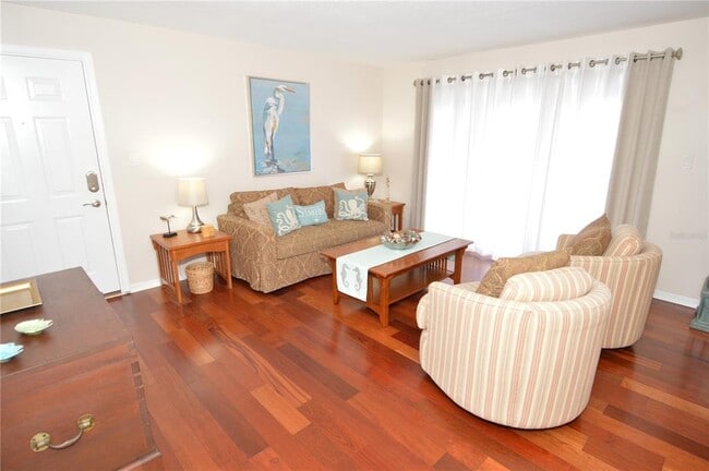 Building Photo - 213 Sea Horse Dr SE