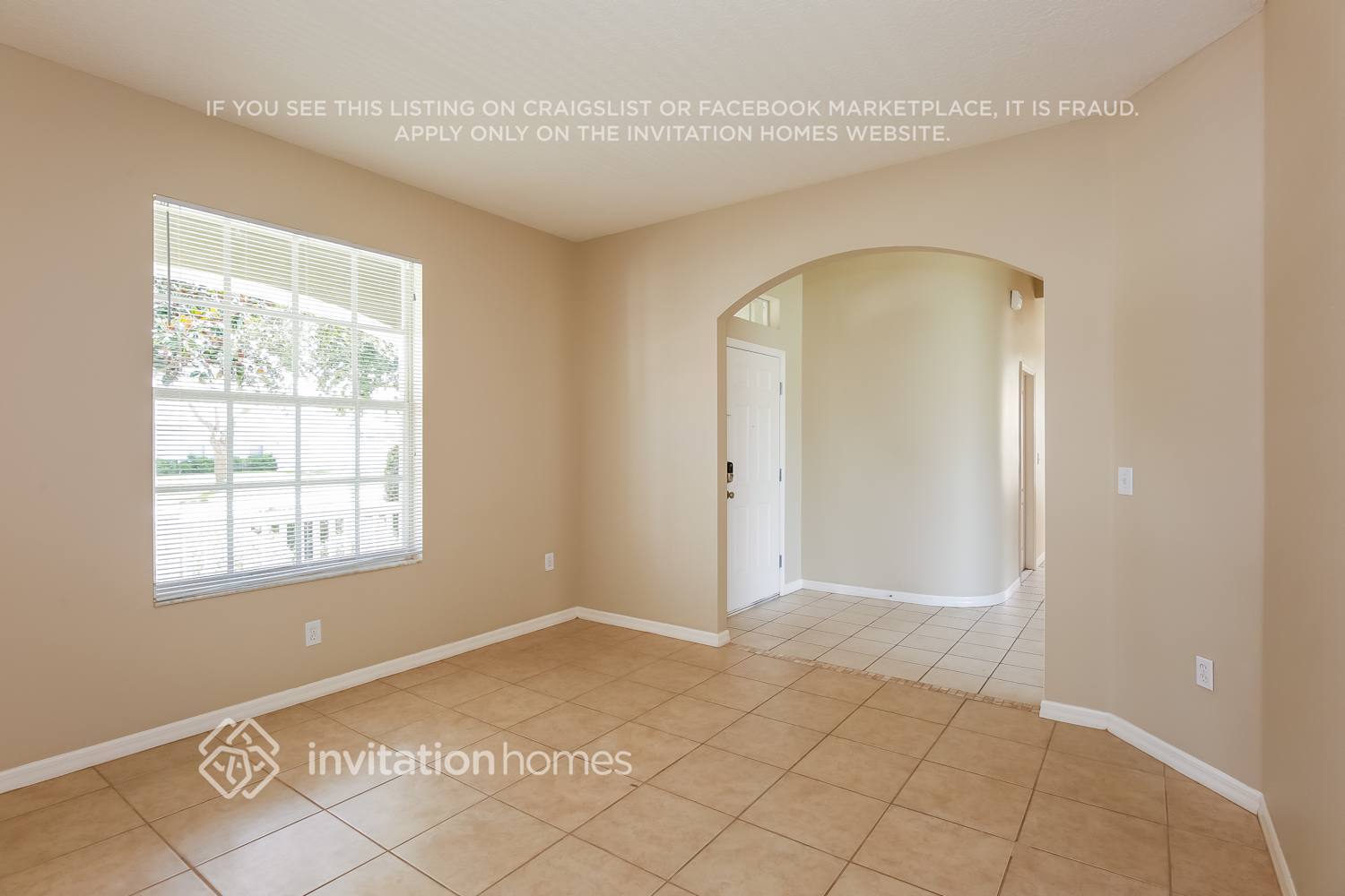 Building Photo - 12820 Standbridge Dr