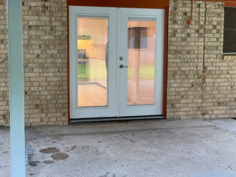 Building Photo - 301 Cascade Dr