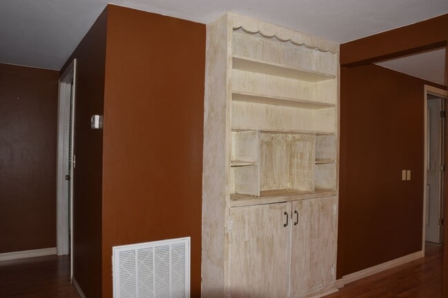 Building Photo - Cozy Home in Jeremy Ranch