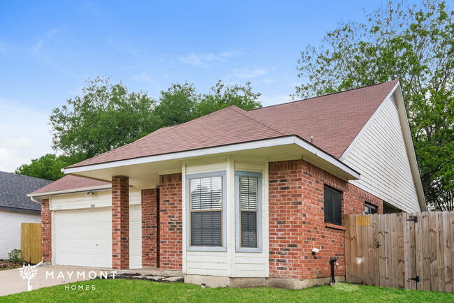 Building Photo - Home with Open Concept