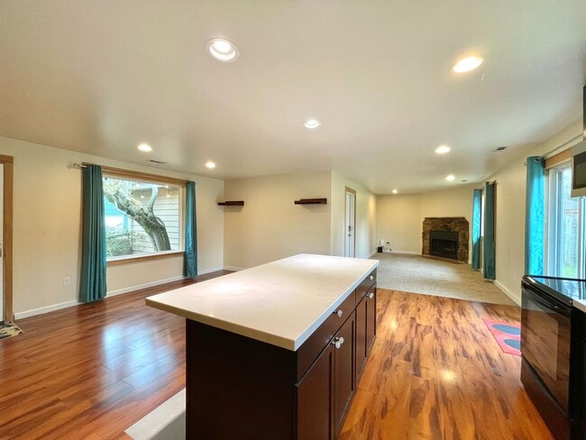 Building Photo - Great Home for rent