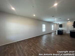 Building Photo - 141 Middle Grn Lp